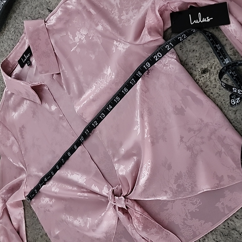 NWT...Lulus pink floral printed boho tie front blouse! - Picture 10 of 12